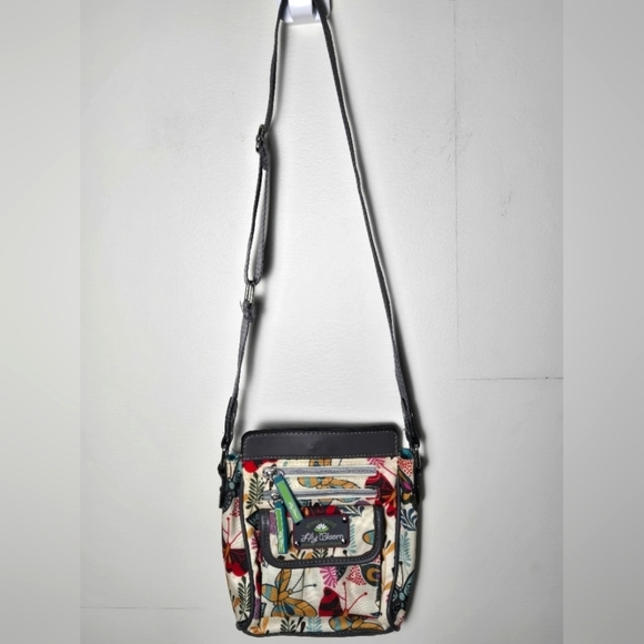 Lily Bloom Butterfly Crossbody Purse Bag, Magnetic And Zipper Close - Picture 2 of 6